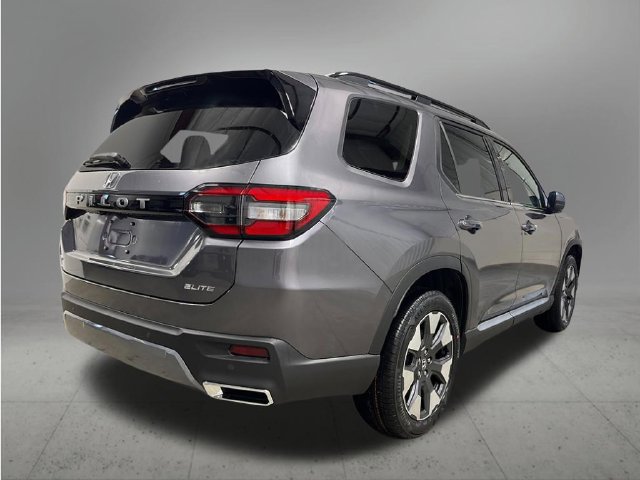New 2026 Honda Pilot Elite image 5