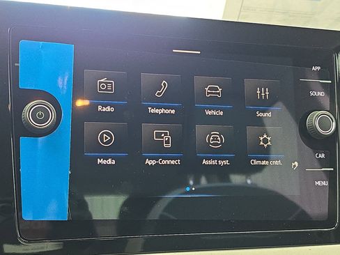 New 2026 Volkswagen Taos SE image 20