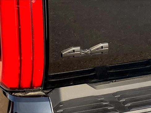 Used 2023 Toyota Tundra SR5 AWD/4WD image 10