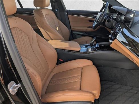 Used 2021 BMW 530i w/ Convenience Package RWD image 17