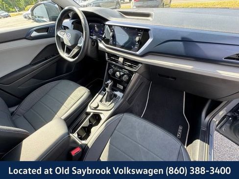 Certified 2023 Volkswagen Taos SE w/ Panoramic Sunroof Package AWD/4WD image 27