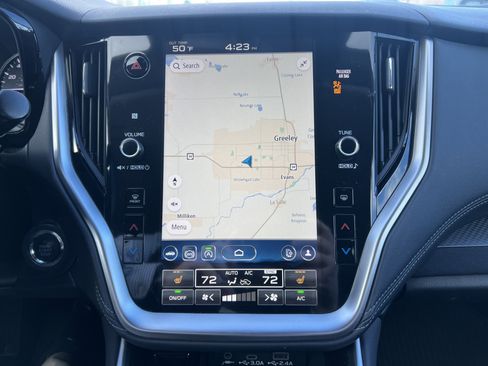 Used 2023 Subaru Outback Premium image 4