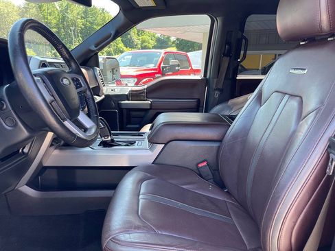 Used 2015 Ford F150 Platinum w/ Equipment Group 701A Luxury AWD/4WD image 21