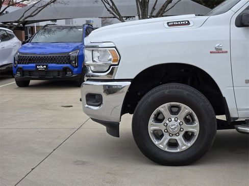 Used 2024 RAM 2500 Big Horn image 14