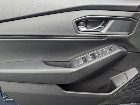 Certified 2024 Honda Accord EX image 11