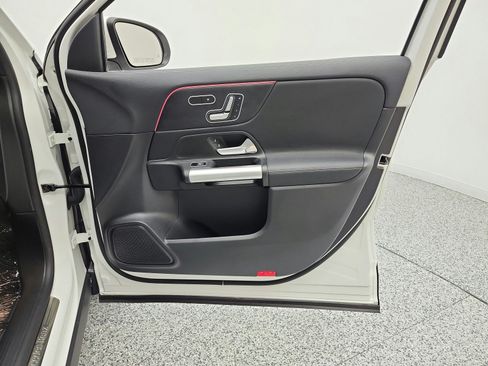 Certified 2023 Mercedes-Benz GLA 250 4MATIC image 26