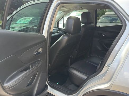 Used 2018 Buick Encore Sport Touring FWD image 28
