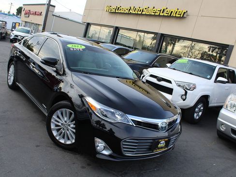 Used 2013 Toyota Avalon Limited image 34
