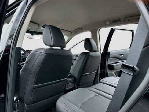 New 2026 Nissan Pathfinder SL AWD/4WD image 6