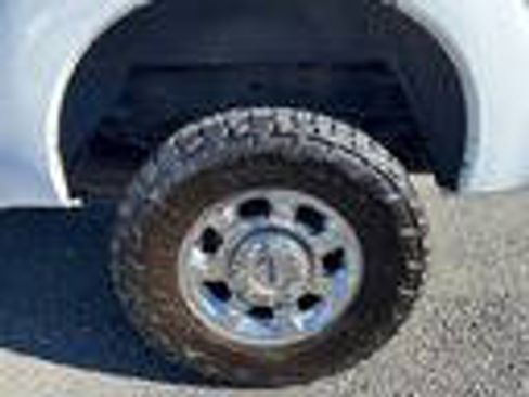 Used 2015 Ford F350 XLT w/ XLT Premium Package image 13