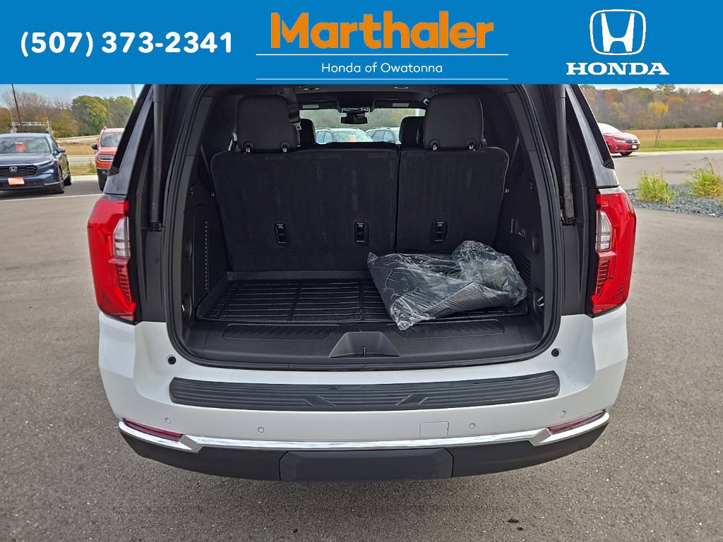 Used 2026 GMC Yukon Elevation AWD/4WD image 15
