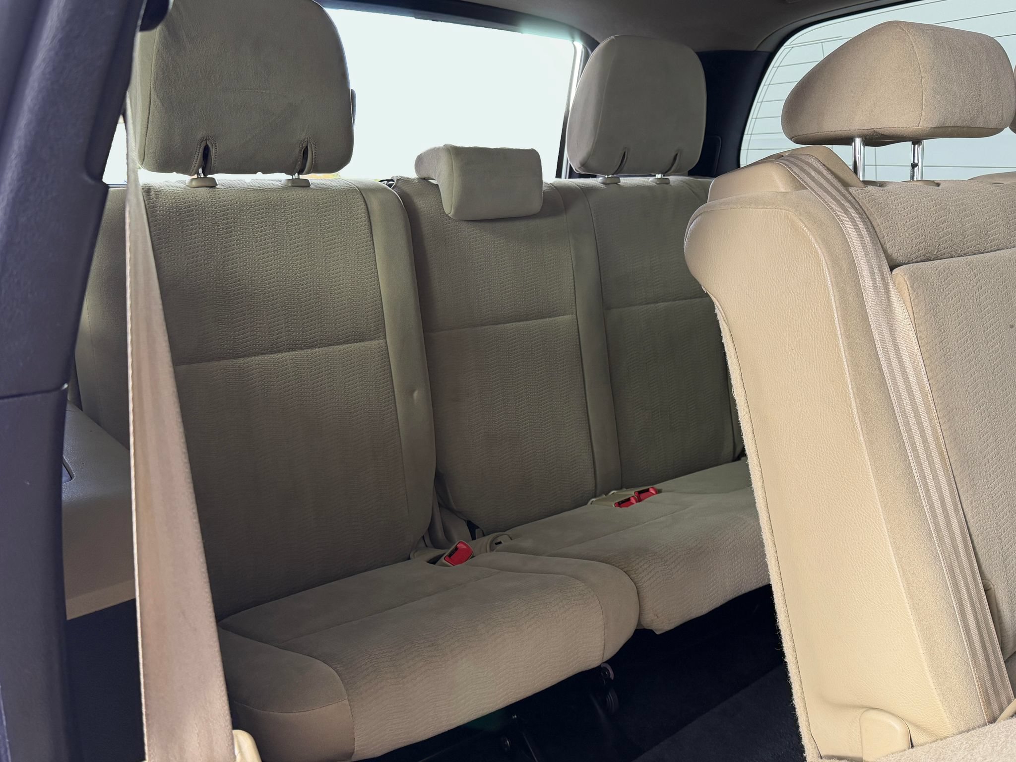 Used 2016 Toyota Sequoia SR5 AWD/4WD image 28