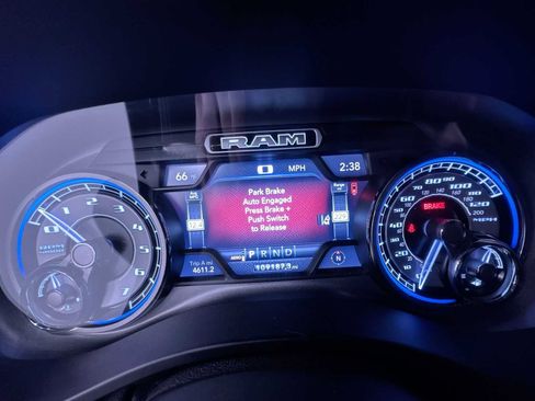 Used 2019 RAM 1500 Limited AWD/4WD image 13