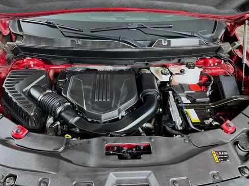 Used 2024 Chevrolet Traverse RS w/ LPO, Floor Liner Package FWD image 31