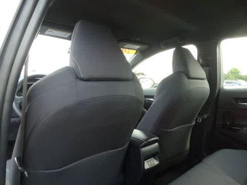 Used 2025 Toyota Corolla SE image 23