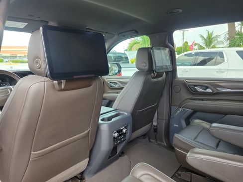 Used 2021 GMC Yukon XL Denali w/ Max Trailering Package RWD image 12
