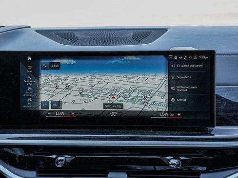 Used 2023 BMW X7 M60i image 13