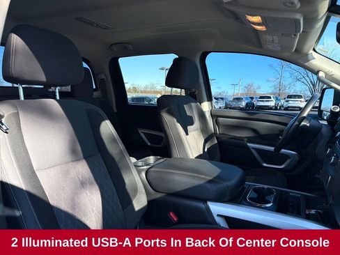 Used 2024 Nissan Titan SV w/ SV Convenience Package image 32