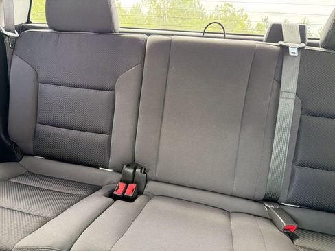 Used 2018 Chevrolet Silverado 1500 LT w/ All Star Edition AWD/4WD image 24