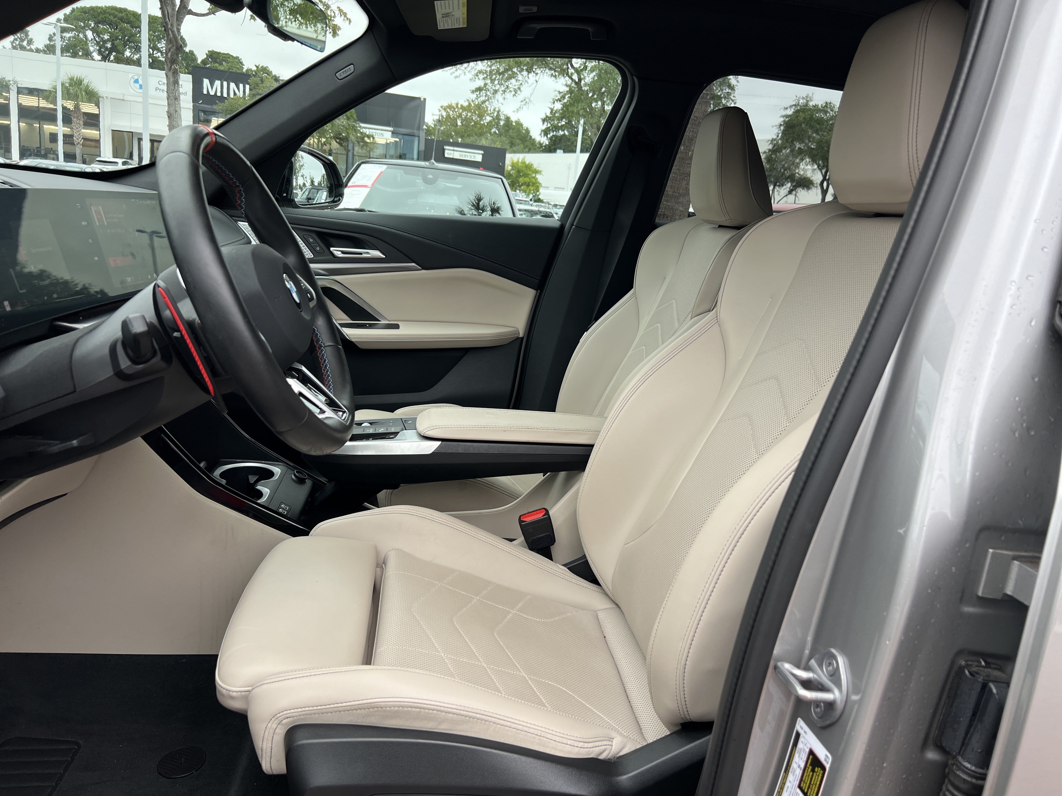 Certified 2025 BMW X1 M35i AWD/4WD image 16