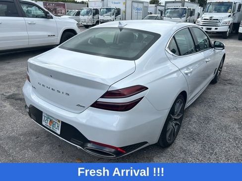 Used 2025 Genesis G70 2.5T image 9