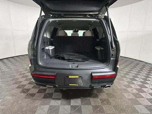 Used 2024 Hyundai Santa Fe SEL FWD image 27