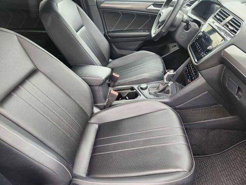 Used 2024 Volkswagen Tiguan SE R-Line AWD/4WD image 16