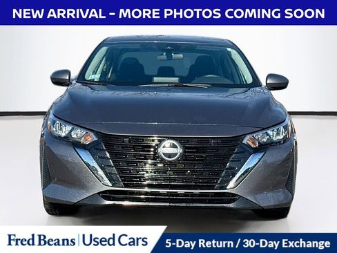 Used 2024 Nissan Sentra SV image 2