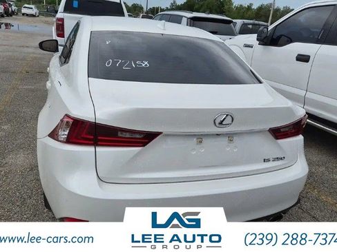Used 2015 Lexus IS 250 RWD image 2