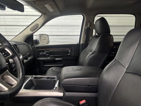 Used 2017 RAM 3500 Laramie image 21