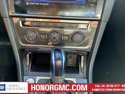 Used 2019 Volkswagen e-Golf SE w/ Driver Assistance Package FWD image 15