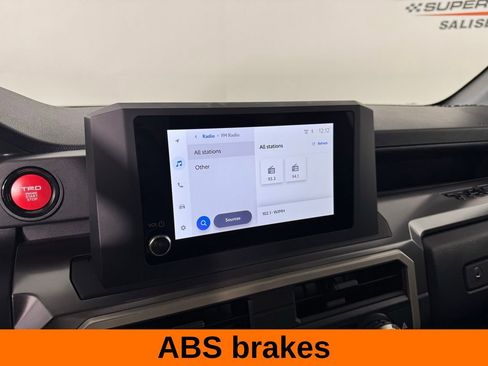 Used 2025 Toyota Tacoma TRD Off-Road image 15