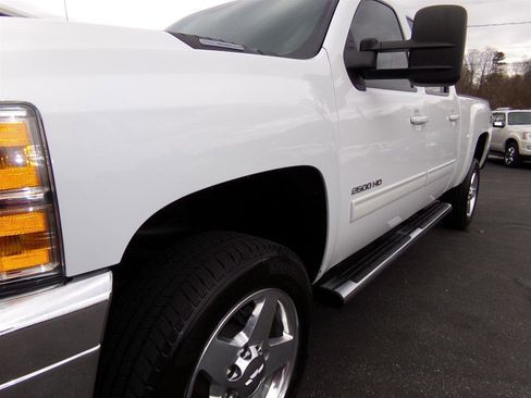 Used 2012 Chevrolet Silverado 2500 LTZ w/ LTZ Plus Package image 2