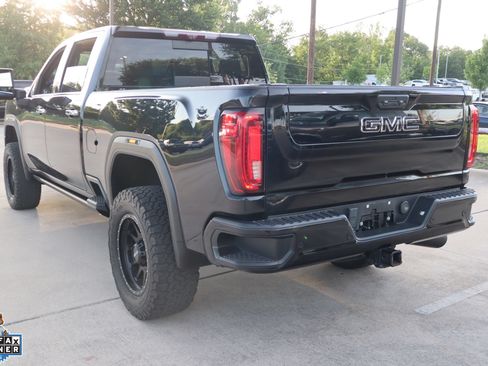 Used 2021 GMC Sierra 2500 Denali w/ Denali Black Diamond Edition AWD/4WD image 6