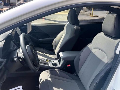 Certified 2025 Subaru Crosstrek 2.0i Premium AWD/4WD image 15