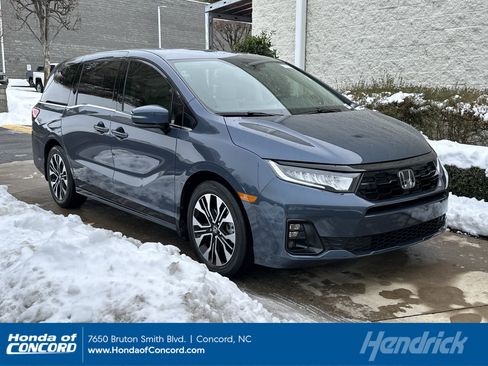 Certified 2025 Honda Odyssey Elite image 1