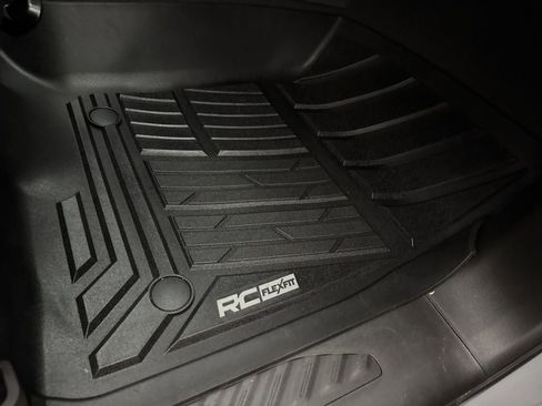 Used 2024 Chevrolet Silverado 1500 Custom Trail Boss image 42