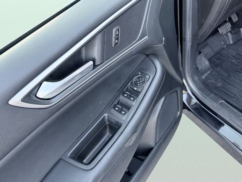 Used 2023 Ford Edge SEL w/ Convenience Package image 23