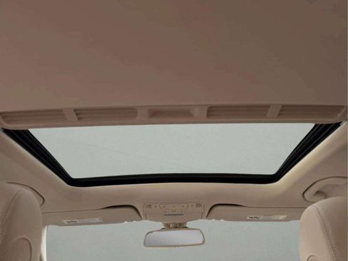 Used 2018 Mercedes-Benz C 300 4MATIC Sedan image 16