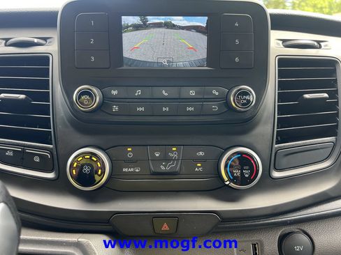 Used 2025 Ford Transit 250 Low Roof w/ Exterior Upgrade Package RWD image 6