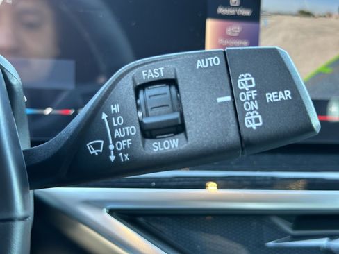 New 2026 BMW X5 xDrive40i w/ M Sport Package image 32