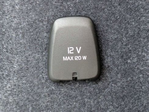 New 2026 Volvo XC40 B5 Ultra w/ Protection Package Premier AWD/4WD image 14