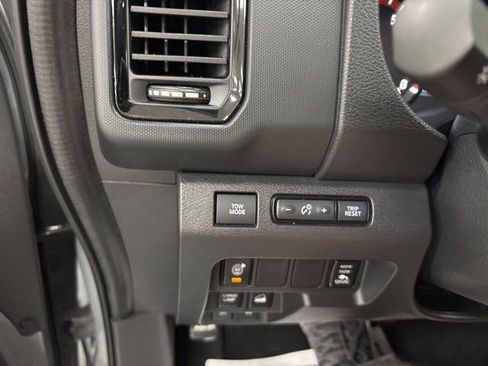 Used 2023 Nissan Frontier PRO-4X w/ Pro Convenience Package AWD/4WD image 29