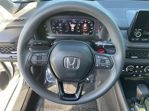Used 2024 Honda Accord EX image 33