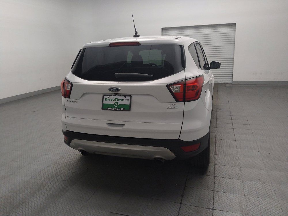 Used 2019 Ford Escape SE FWD image 7