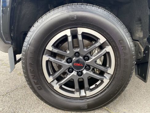 Certified 2024 Toyota Tacoma TRD Sport AWD/4WD image 10