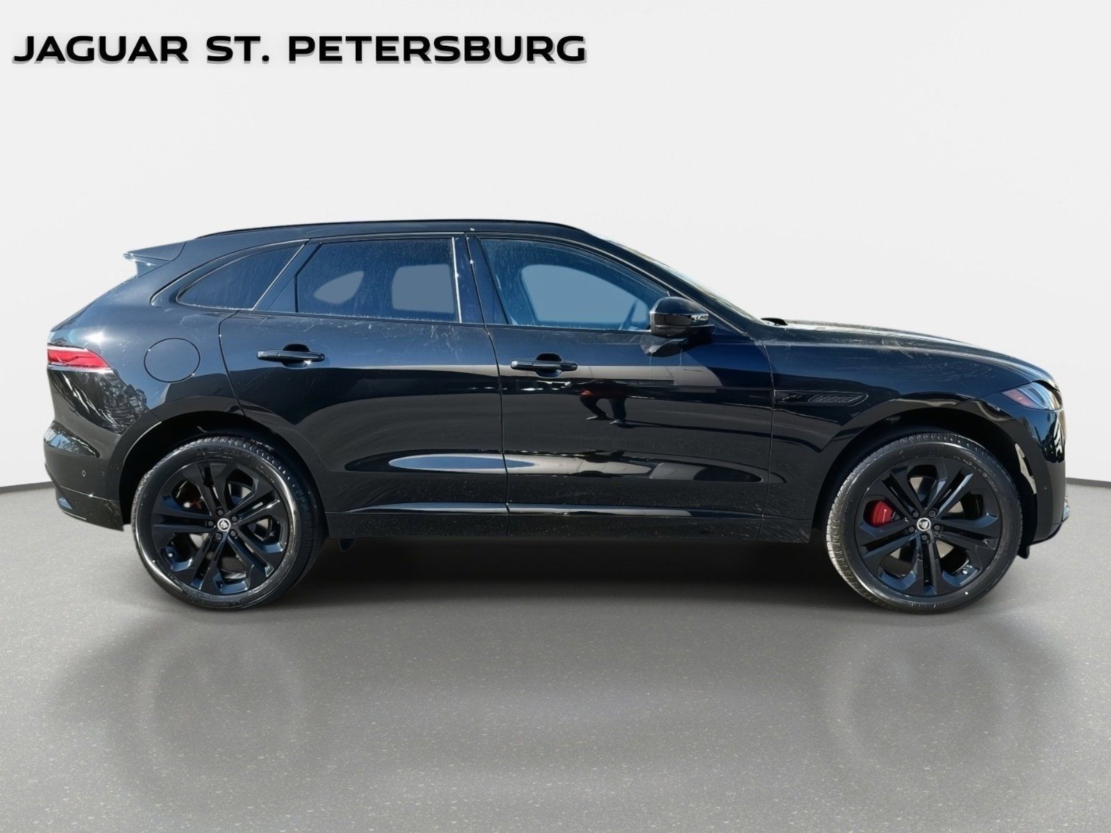 Used 2026 Jaguar F-PACE R-Dynamic S AWD/4WD image 5