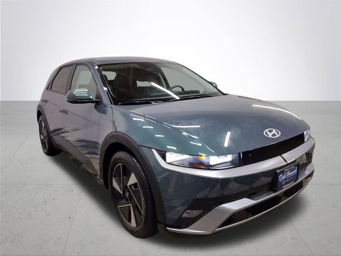 New 2026 Hyundai Ioniq 5 SEL image 4