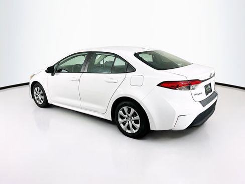 Used 2024 Toyota Corolla LE FWD image 5