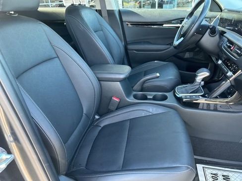 Used 2025 Kia Seltos EX image 32